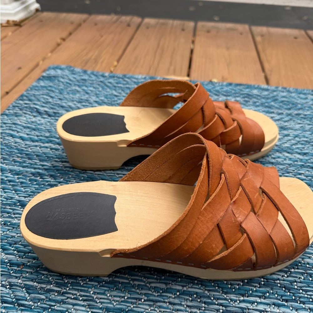 Swedish Hasbeens Tan Leather Woven Mules Clogs - Picture 2 of 5